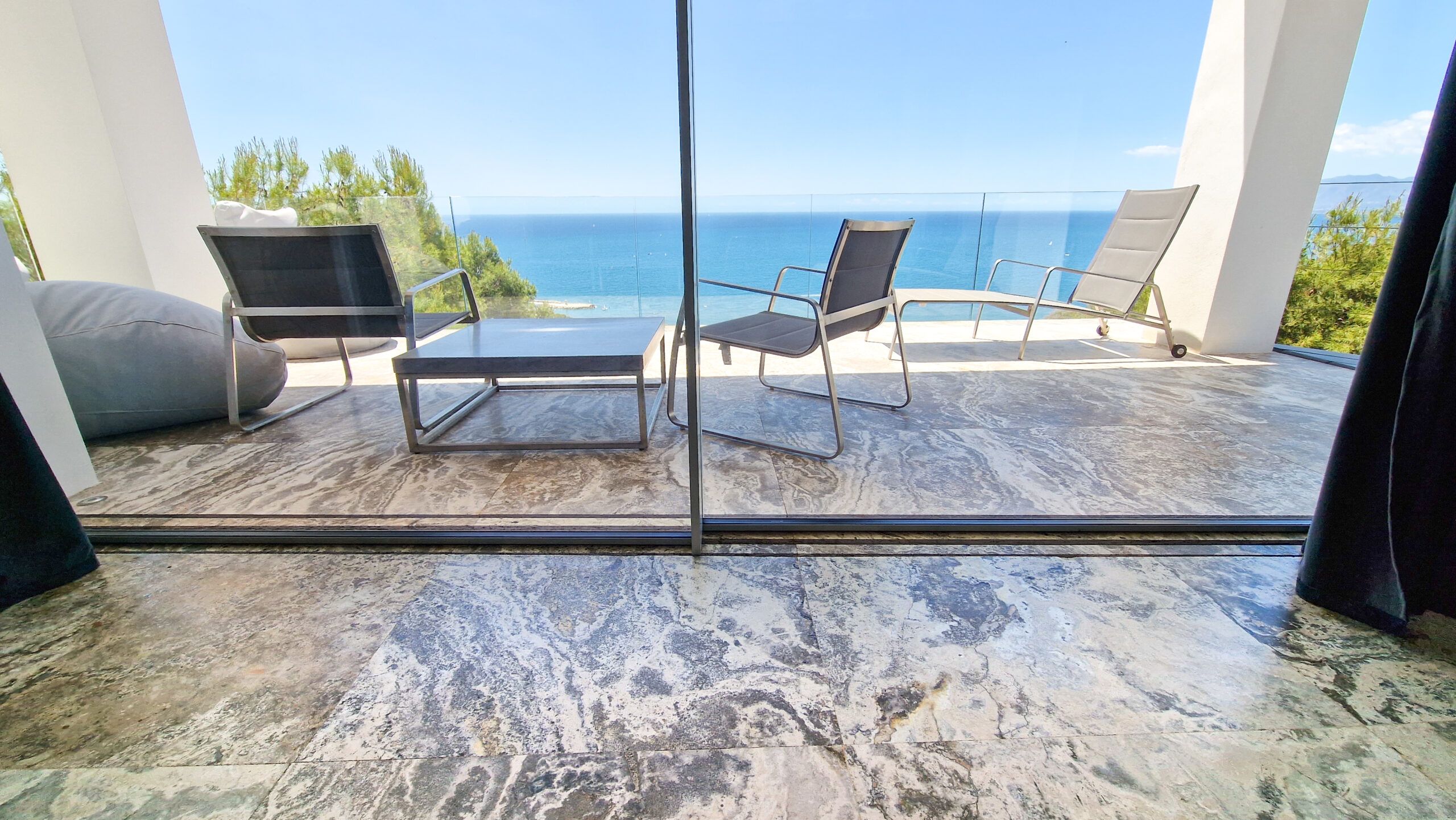Terraza de Travertino Silver White Cross Cut